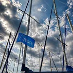 Le Nid Marin,un Voilier Pour Deux Vieux Port