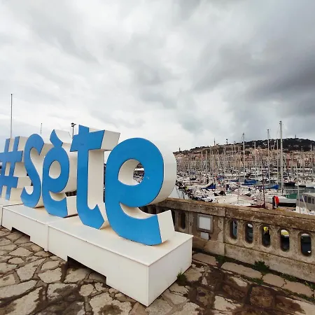 Voilier Sète: Unique With Sea Theater Views * Sete