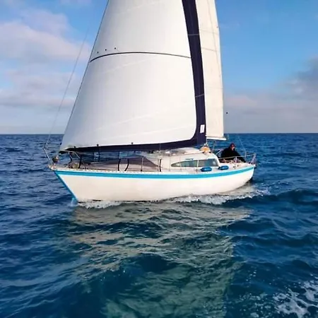 Le Nid Marin,un Voilier Pour Deux Vieux Port بوتيل سُت