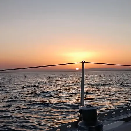 Nuit Insolite A Bord D'un Voilier Vieux Port ספינת מלון