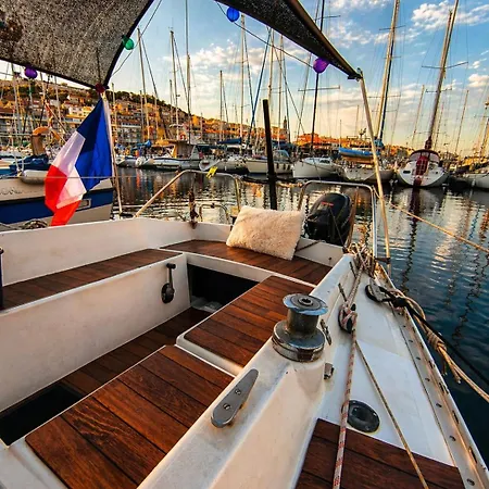 Nuit Insolite A Bord D'un Voilier Vieux Port ספינת מלון